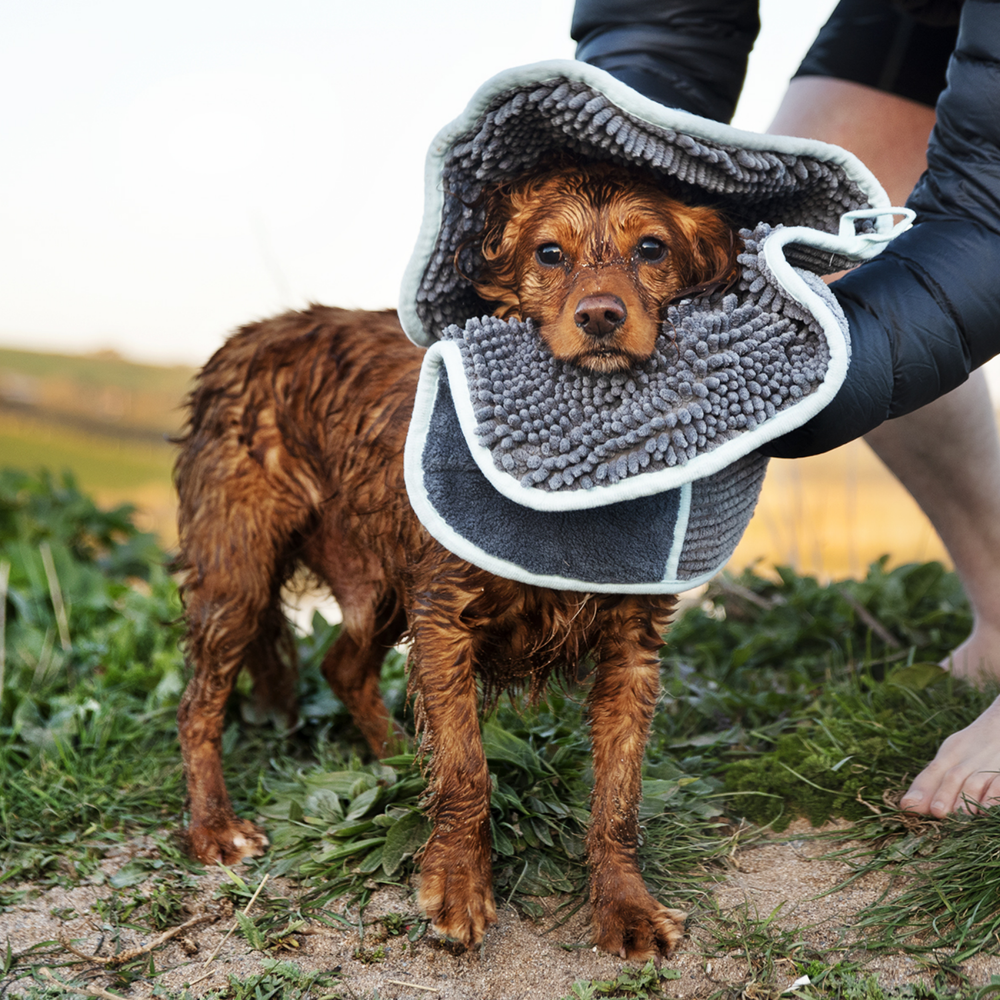 Henry Wag Noodle Glove Drying Towel product detail – Grooming